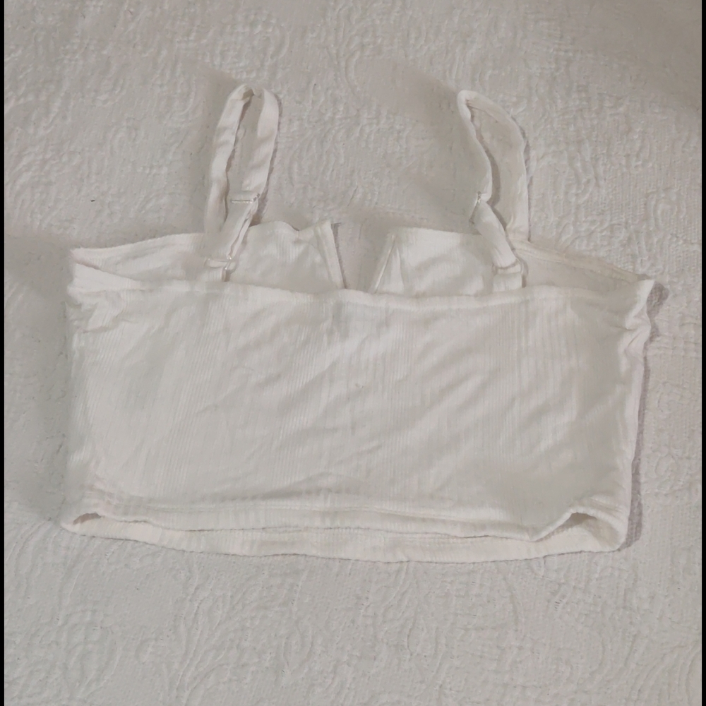 MADISON BERKELEY WHITE WHITE V CROP TOP SMALL - Picture 3 of 6